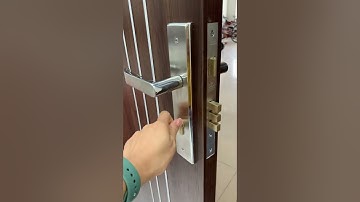 Mẫu cửa chính chung cư, cửa 2 cánh, cửa 2 cánh lệch, 2 cánh mẹ con gỗ nhựa composite .