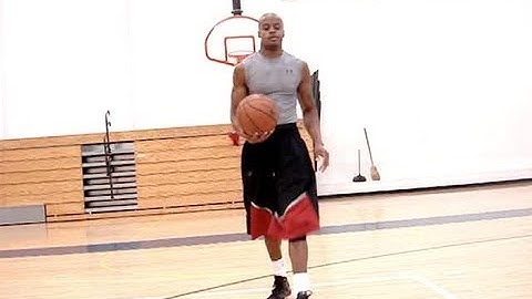 Dre Baldwin: Fast Break In & Out-Behind Back Left Hand Floater Pt. 1 | Chris Paul Point Guard Move