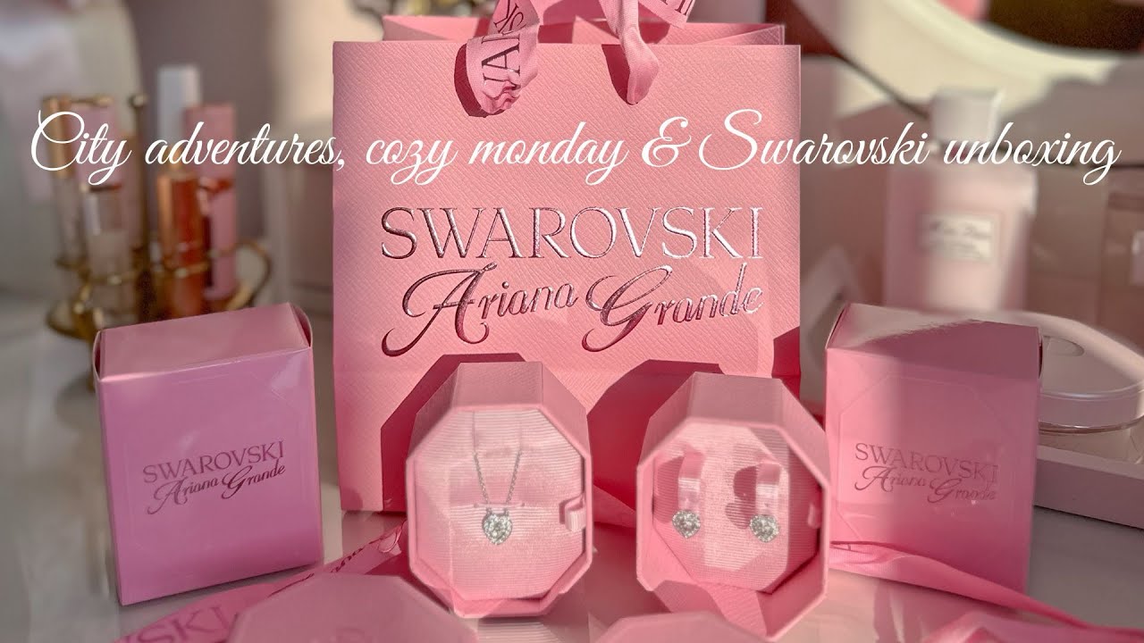 From city adventures to cozy Mondays + a sparkling Swarovski x