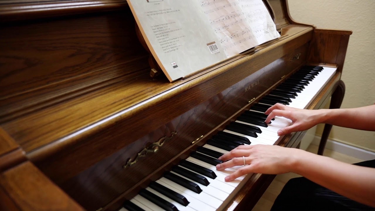 Santa Claus Is Coming To Town - Piano Cover by Karen Lee