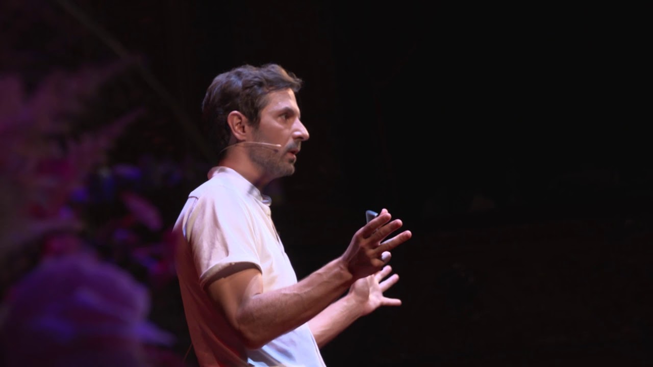 Que faire des cons ?  | Maxime Rovere | TEDxTours