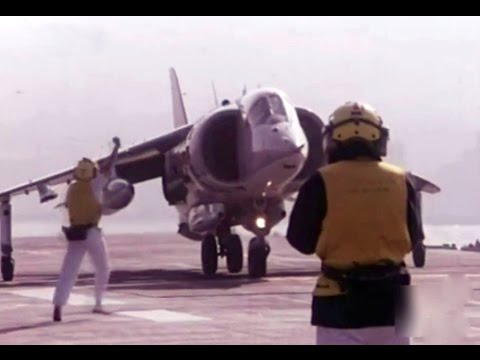 1977 Defensa de las Islas Canarias - Portaaviones Dédalo, Harrier, Armada Española "Mar Canarias"