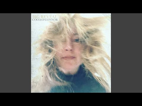 Guarda Flower in the Sidewalk su YouTube