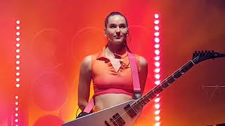 Sofi Tukker - Drinkee LIVE: how to make a crowd go nuts - INCREDIBLE energy ⚡ 💜