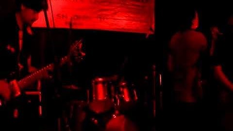 NAIVE- Isolation (Alter Bridge Cover)