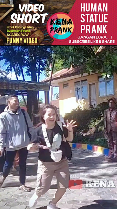 emak emak si paling kepo - kaget histeris #kenaprank #bushman #bushmanprank #humanstatueprank