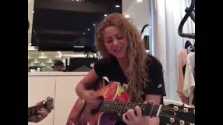 Shakira - Amarillo (Acoustic Live)