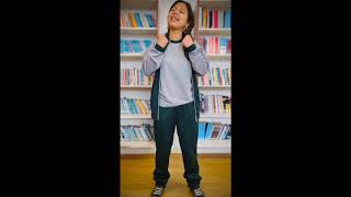 Colegio Monteverdi, Raijled Rodríguez 2do medio. Poema "Besos" Gabriela Mistral