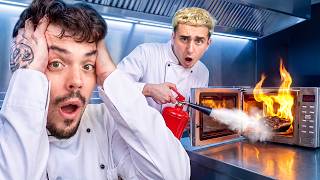 Download Lagu KOMPETISI MEMASAK CORE: MURAH VS MAHAL Download Lagu KOMPETISI MEMASAK CORE: MURAH VS MAHAL