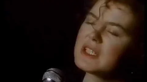 Maura O'Connell  Helpless Heart