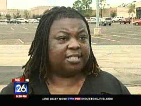 Obese loud mouth black woman banned from mall for 10 years