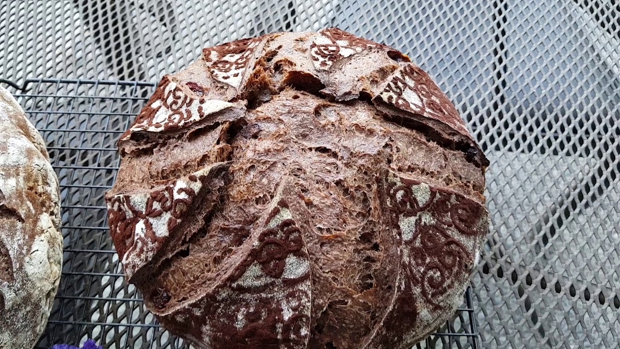 Pan Alemán de Chocolates y Arándanos de Chef Lissy Benavides