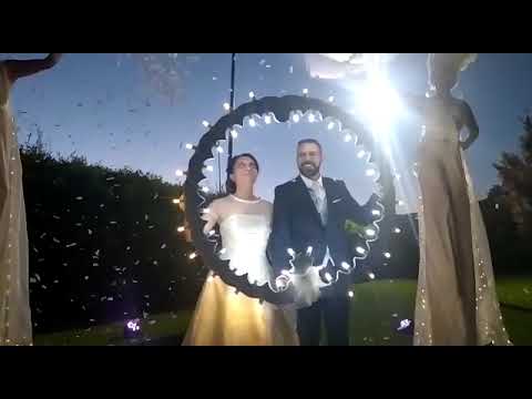 Farfalle Luminose sui Trampoli - artisti di strada - Spettacolo matrimonio