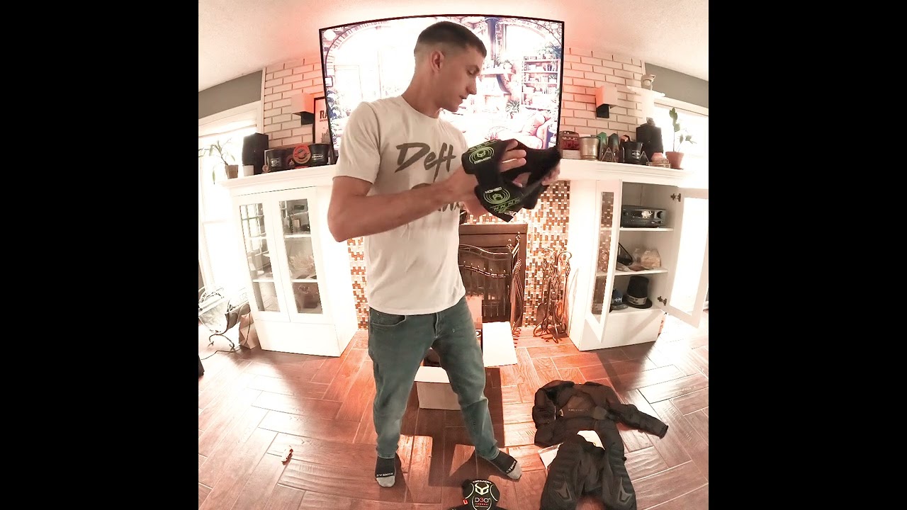 Unboxing Demon United's Body Protection 🦾🦿