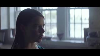 thoroughbreds - cigarette scene