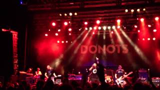 Donots - We&#39;re Not Gonna Take It (Live Twisted Sister Cover)