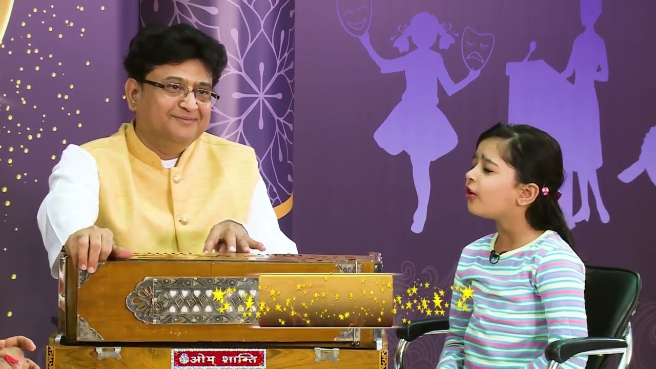 संगीतकार हेमंत जी अपनी सुपुत्री स्वरा के गले में कैसे स्वर उतार रहे है। सुनिए...तुमको निहारने को दिल