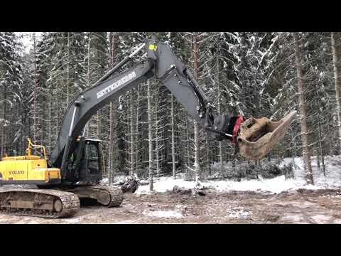 Köp Bandgrävare Volvo