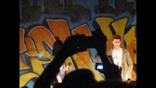 Andrea Russett & Kian And Sam - Walking Onstage - Nashville 2913