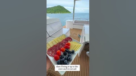 A day in my life living on a boat! #dayinmylife #boatlife #sailing