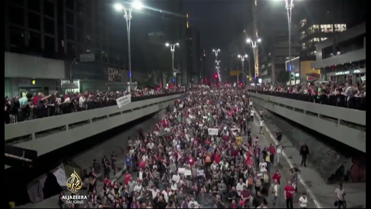 غضب عارم في شوارع البرازيل بعد رحيل روسيف