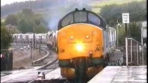 Class 37 Power thrash Action on Cornish Clay.wmv