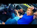 Disgusting Aggressive Karen Treats Cops Like Servants, Uses Every Inch of Her Body Fighting Cops