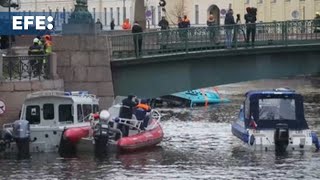 Al menos tres fallecidos al caer al río un autobús en San Petersburgo