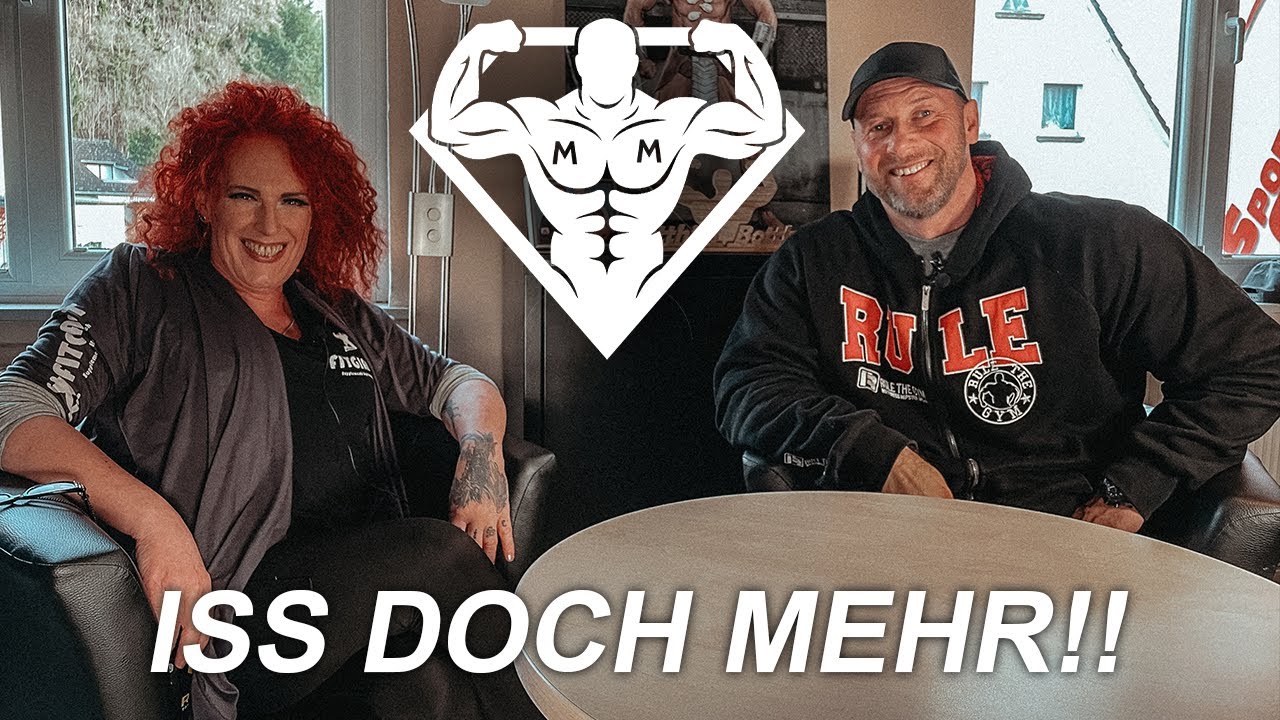 Wie viele Mahlzeiten pro Tag für optimalen Muskelaufbau - Dr. Martina Ollesch erklärt!