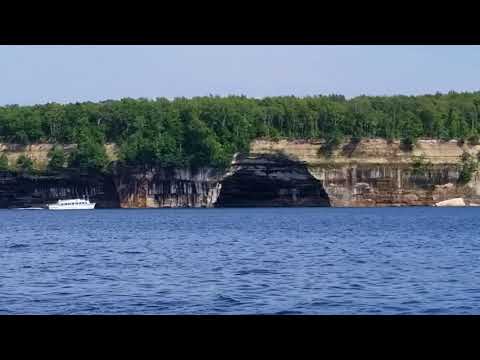 Sailing Superior - Pictured Rocks - Rounding Grand Portal Point