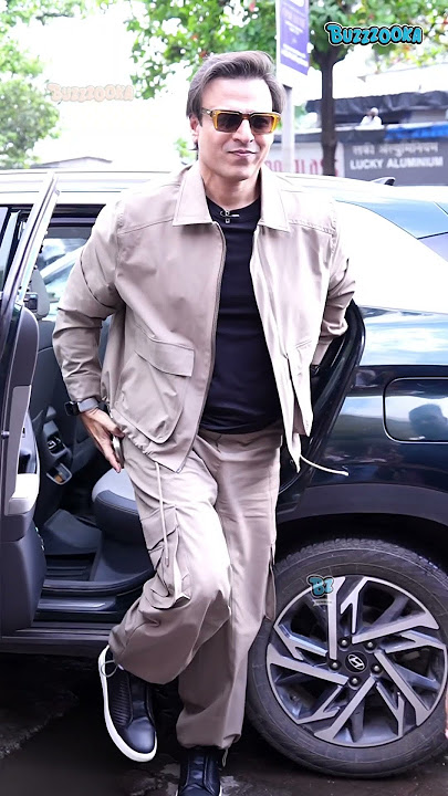 The Grand Masti Trio Riteish Deshmukh , Vivek Oberoi & Aftaab snapped for movie promotion!