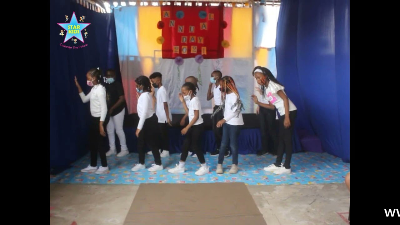 Star Kids International: Eventos Anuais- Grade 4 exibição artística Dança. (Maputo)