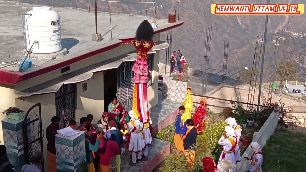 मां तो मां होती है मां की महिमा निराली है जय मां चंडिका 🙏