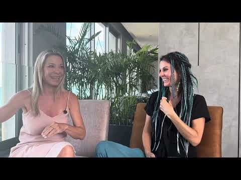 Susan (USA) and Barb (Slovakia) talk travel & nomadic lifestyle