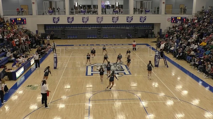 Chaney Brodbeck #10 Volleyball District 2021