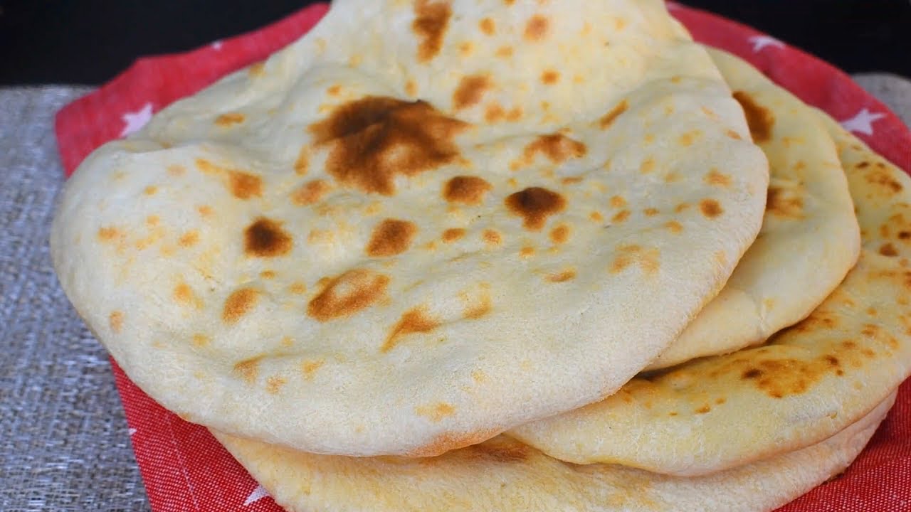 Authentic Bazar Jaisa Naan Ab Tawa Par Banaye (No Oven No Yeast) | Lively Cooking