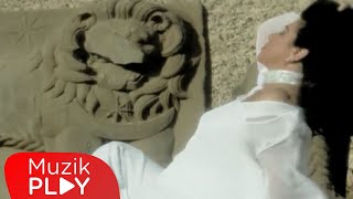 Yol Ver Dağlar - Hülya Süer (Official Video)
