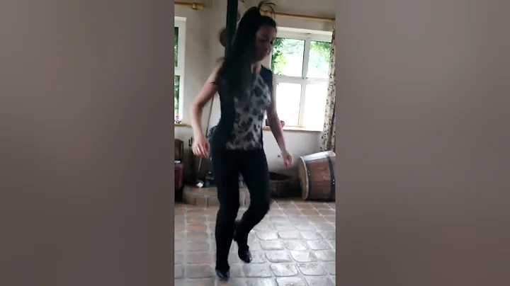 Wild Irish Sean - Nos Dancing in Ireland on the Wi...