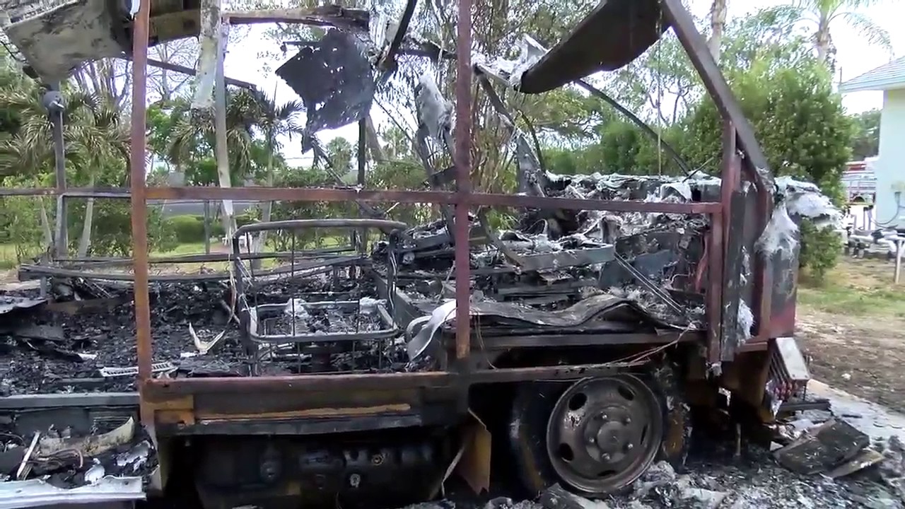 Fire destroys RV in St. Lucie County - YouTube