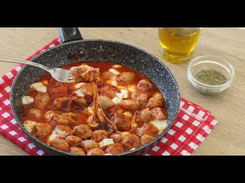 Salsicce Al Pomodoro In Padella Ricetta Facile E Veloce Youtube
