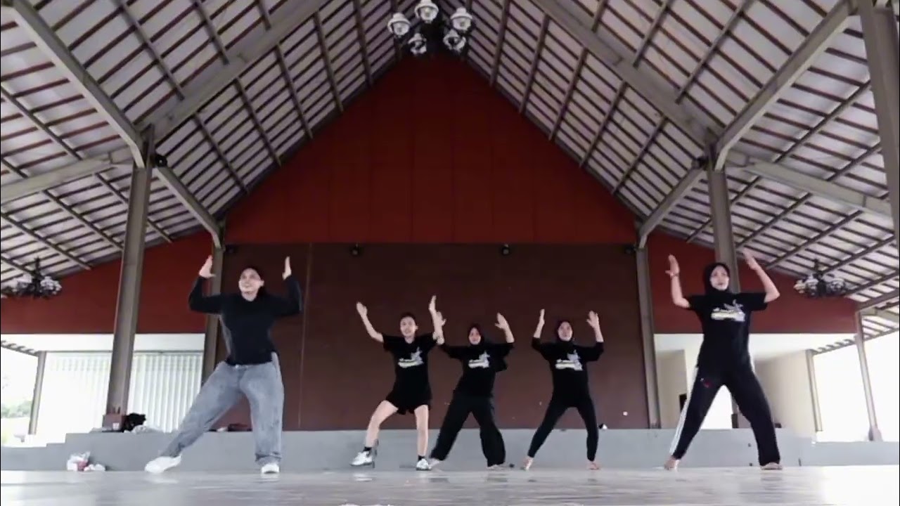 Senam Kreasi Tabola Bale || Awal Serius, Akhir Misterius🤣