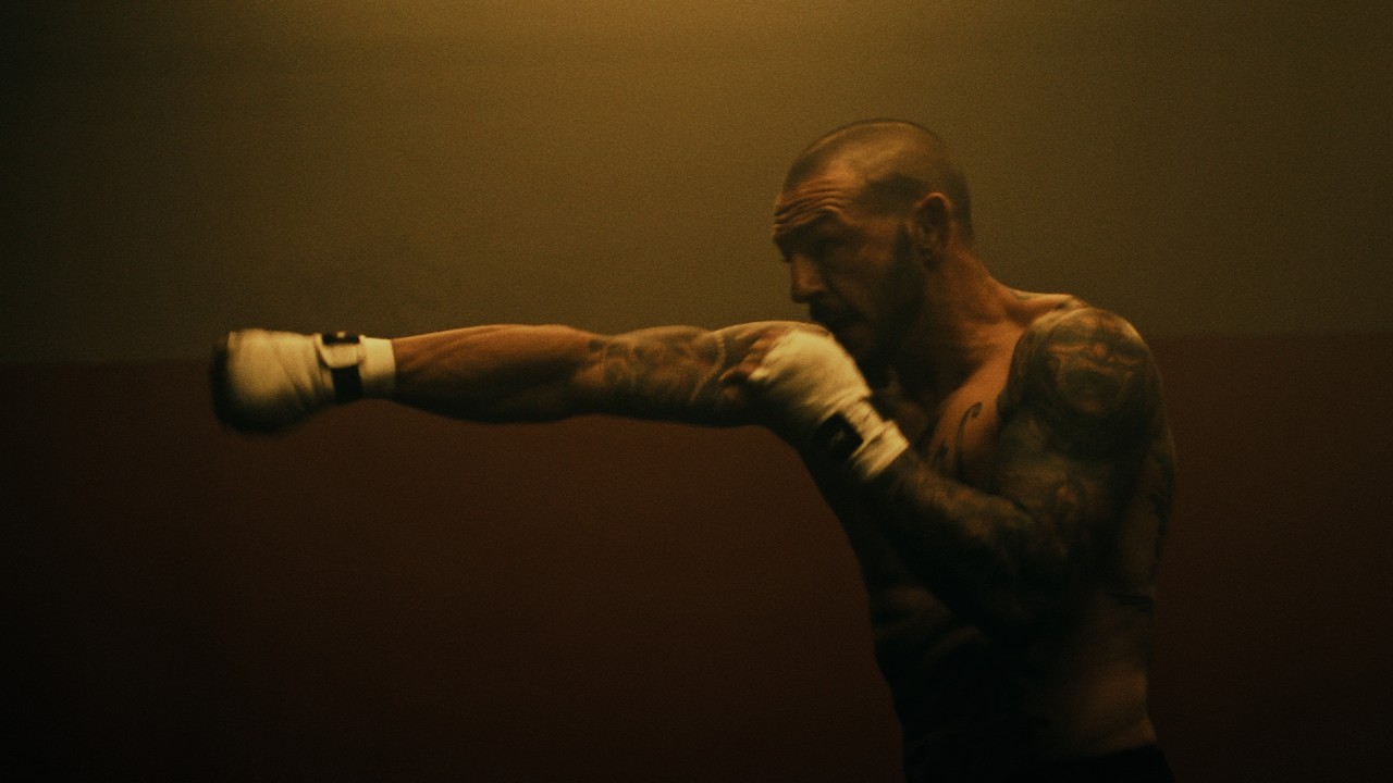 UFC殿堂入りカブ・スワンソン:内視鏡下脊椎手術と背中の痛み