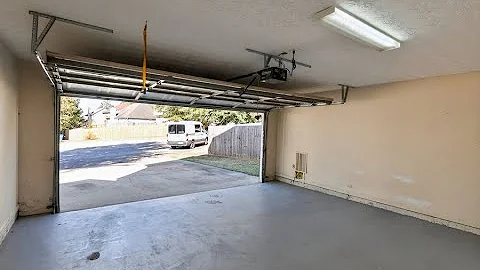 Charming Single Family Home with Spacious Layout | Riverdale, GA | Real Estate Video