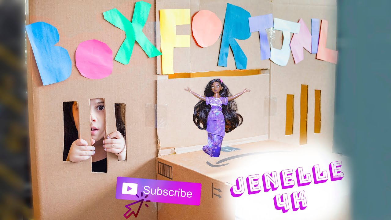 🎁Box Fort Challenge!🎁 Save Encanto 🌹 Isabella! 🌹