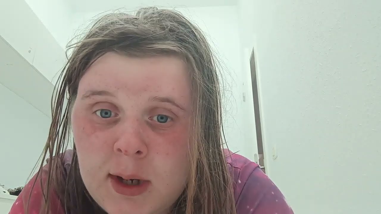  Talking about  paly for how long time in pool my nephew Harry in pool on holiday 15 February 2026