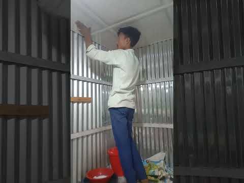 দোকানের Decoration করা হচ্ছে।