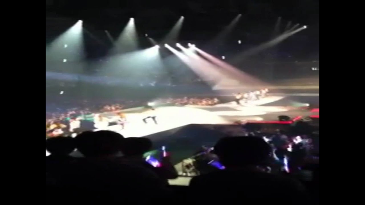 110531 SNSD-[Fancam] TaeYeon & Tiffany-Lady Marmalade @ Osaka Japan Arena Tour 2011