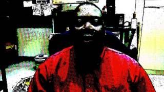 Dr. Dre Hip Hop 1st Billionaire_ Apple Bought Beats Headphones For 3.2 Billions Dollars