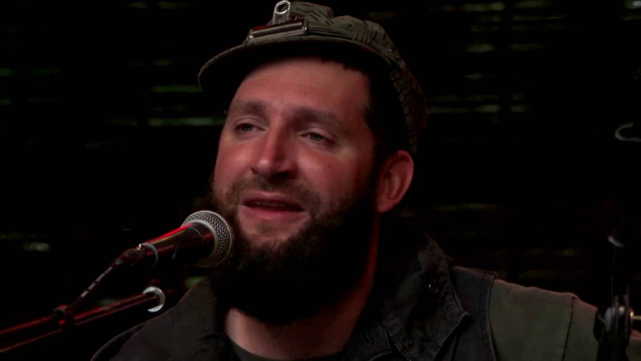 HISZTORY * Wenn einer übrig bleibt live @adriAkustik 2016