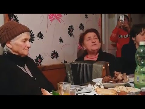 \"იქ სადაც გაზაფხული ივლისში იწყება\" - საყვარელი ბებო (თუშური) | \"iq sadac gazafxuli ivlishi iwyeba\"